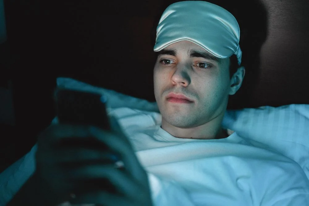 5 Simple Screen Changes That May Improve Sleep and Focus